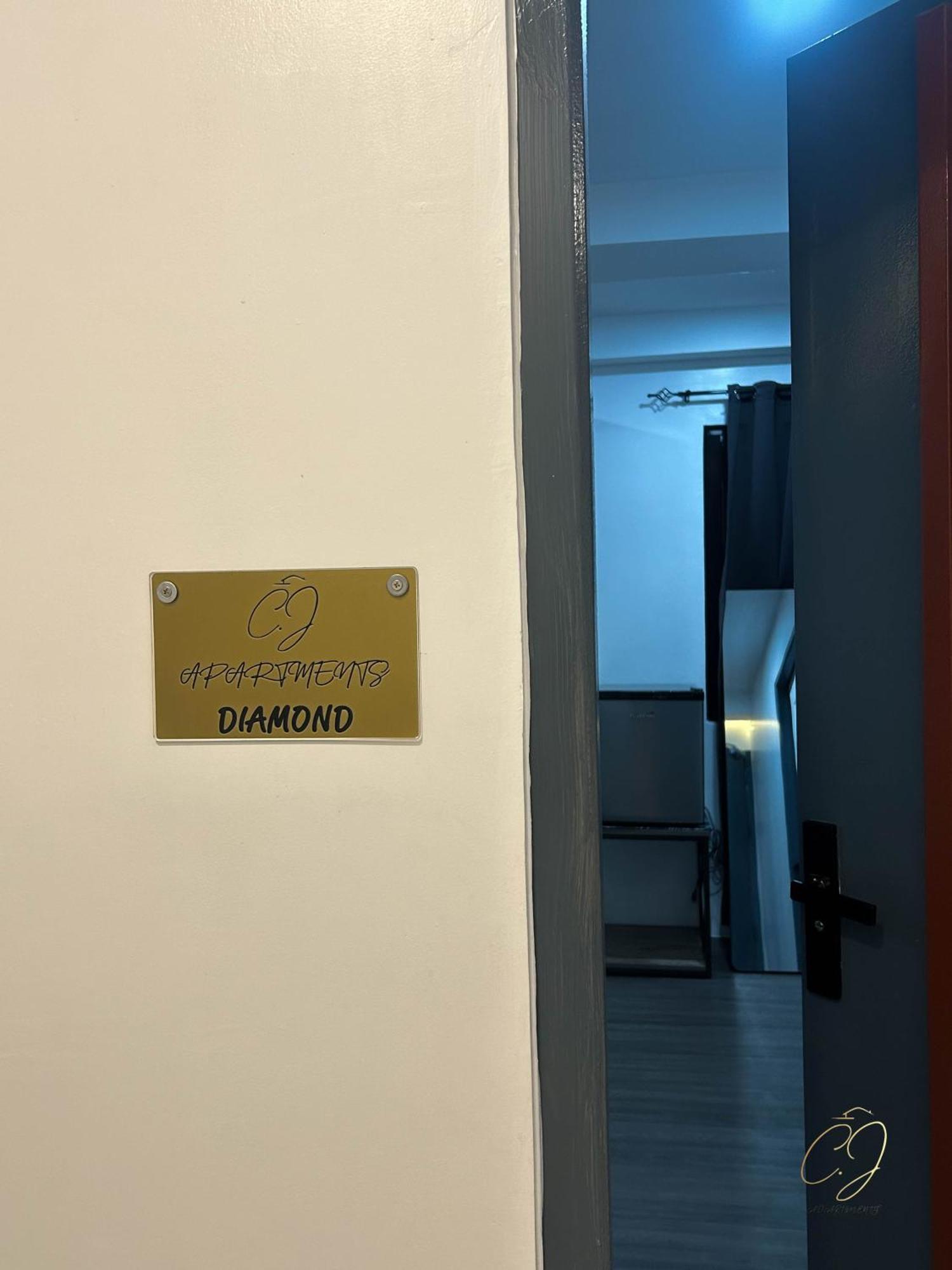 אולונגפו Cj Apartments מראה חיצוני תמונה