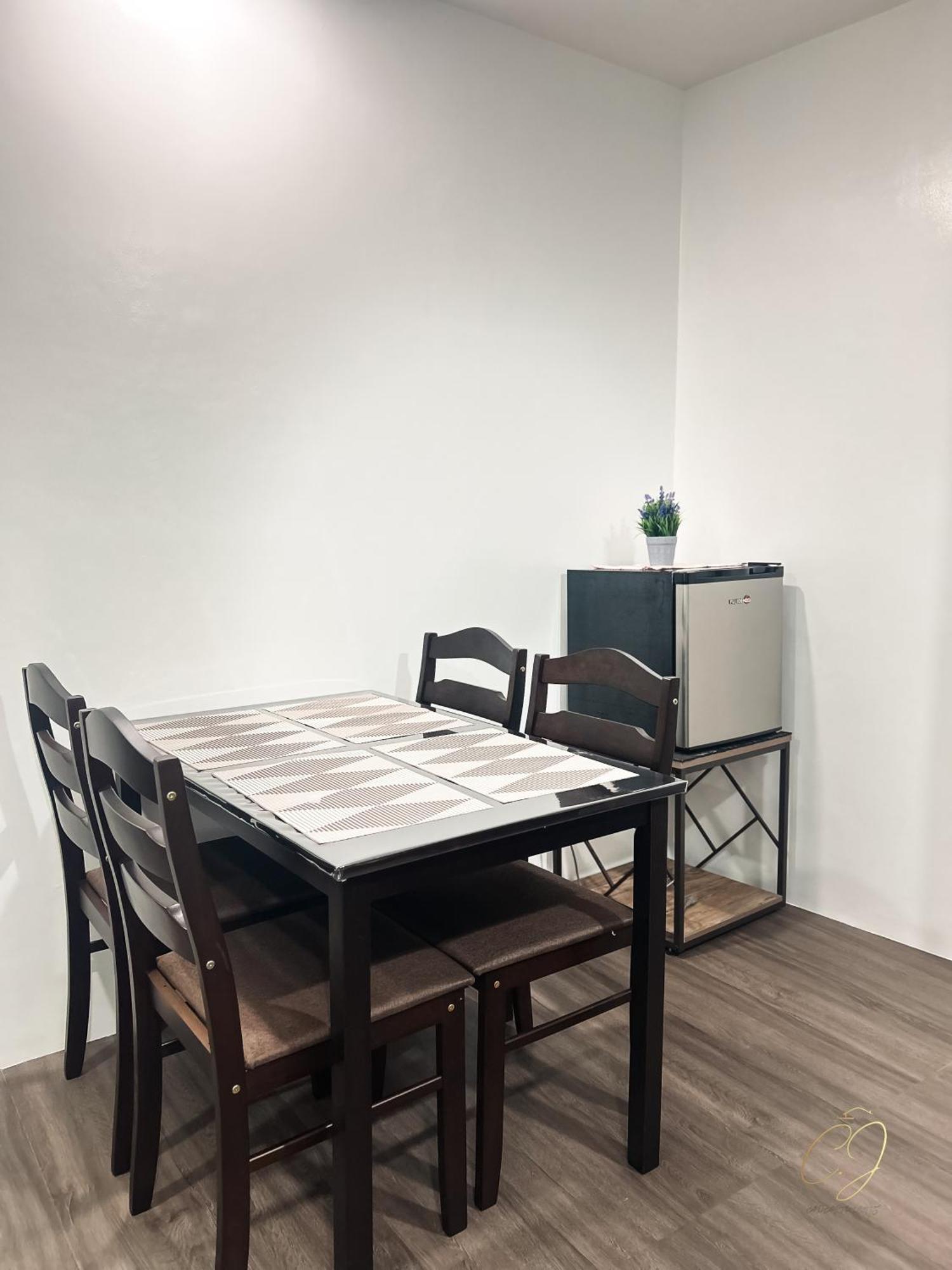 אולונגפו Cj Apartments מראה חיצוני תמונה