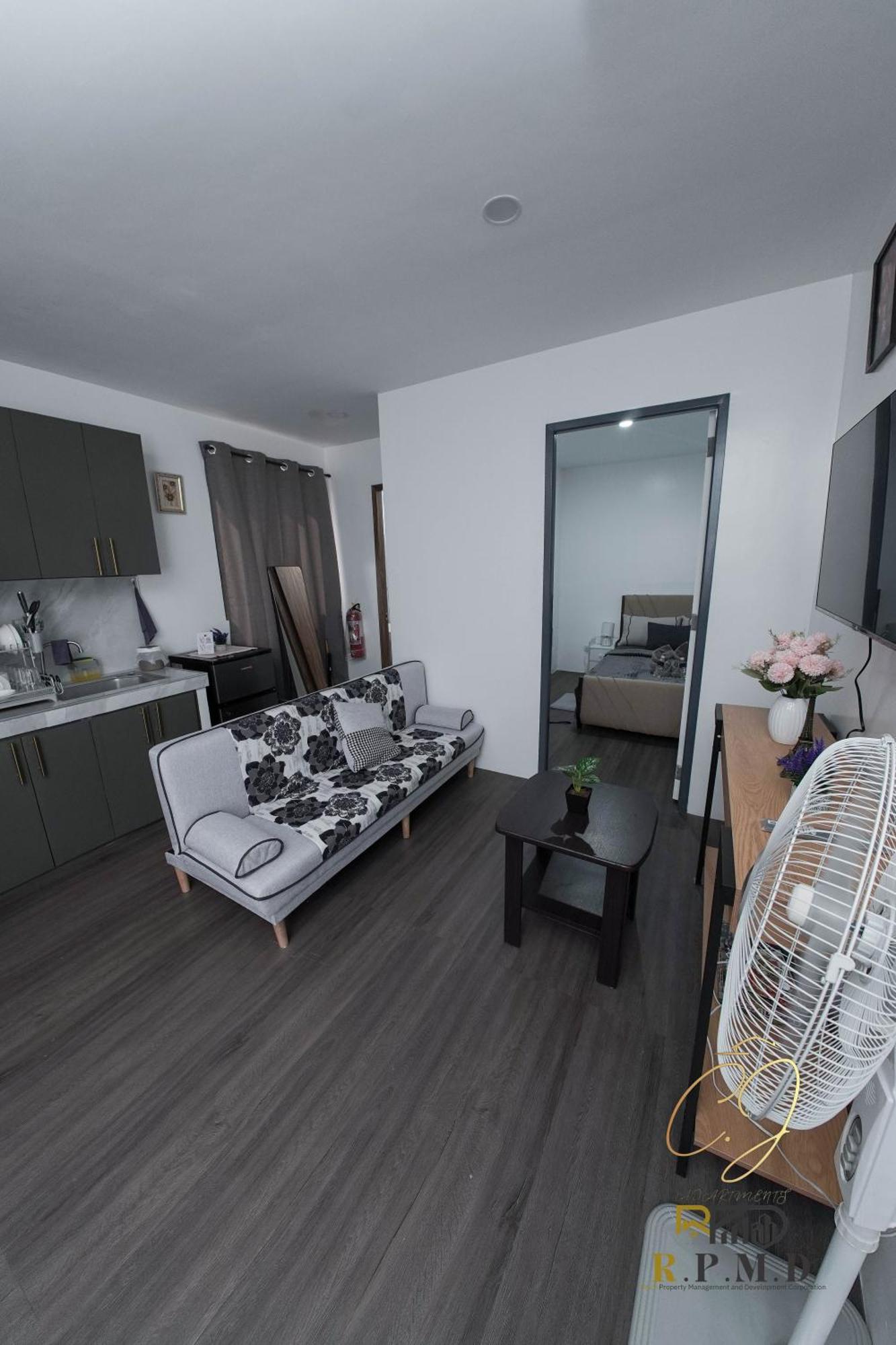 אולונגפו Cj Apartments מראה חיצוני תמונה